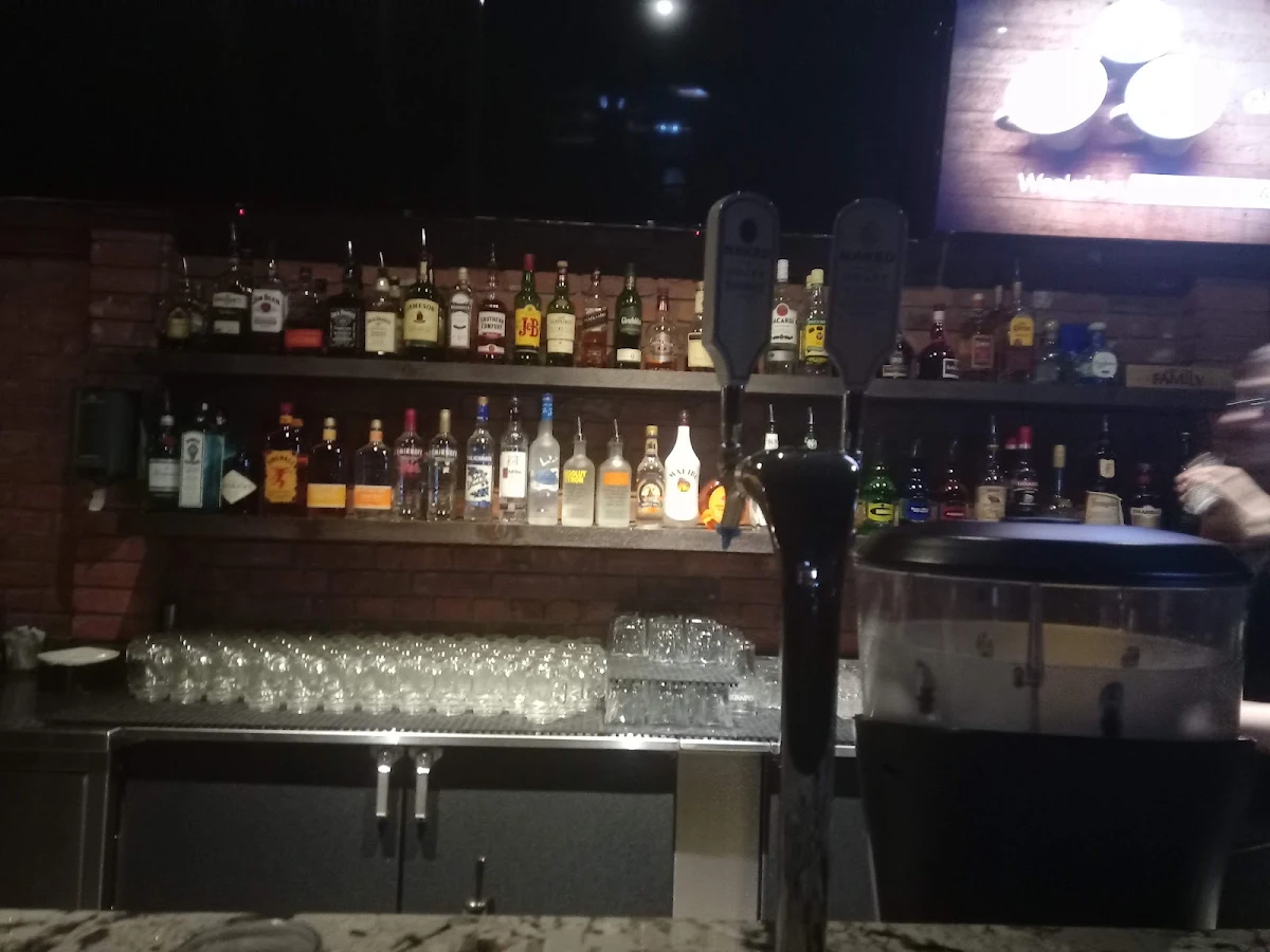 Vibe, Kelly O'Bryan's Neighborhood Restaurant