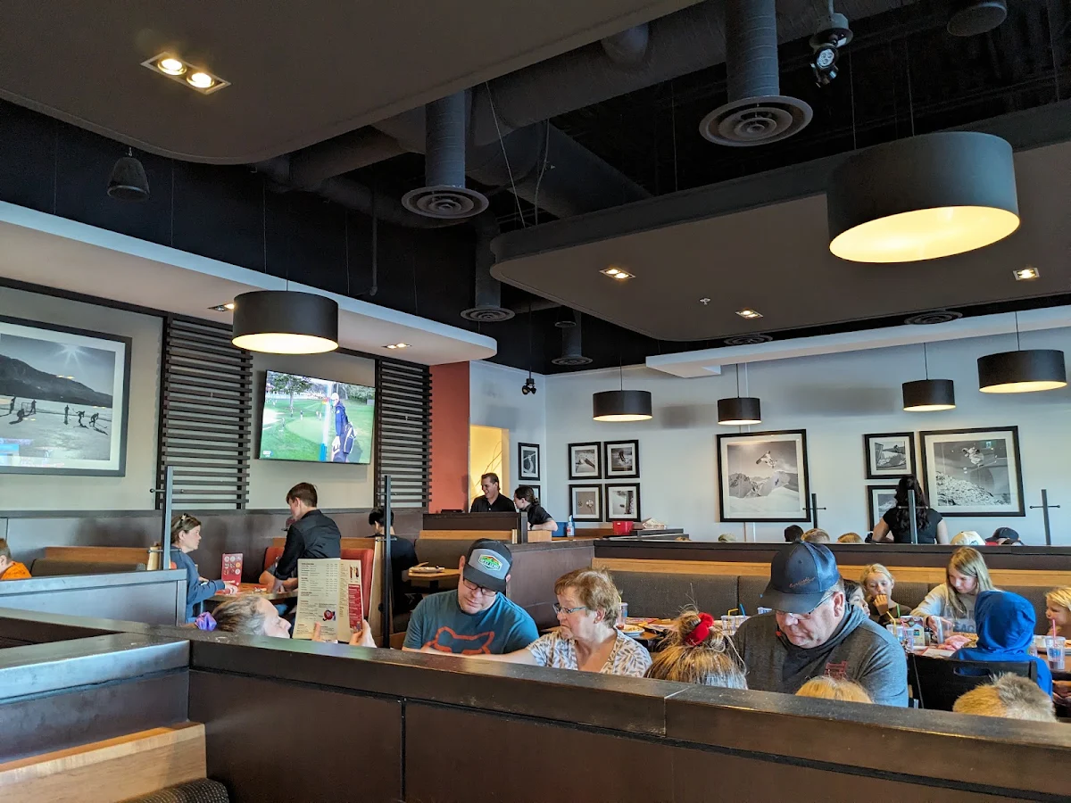 Vibe, Boston Pizza