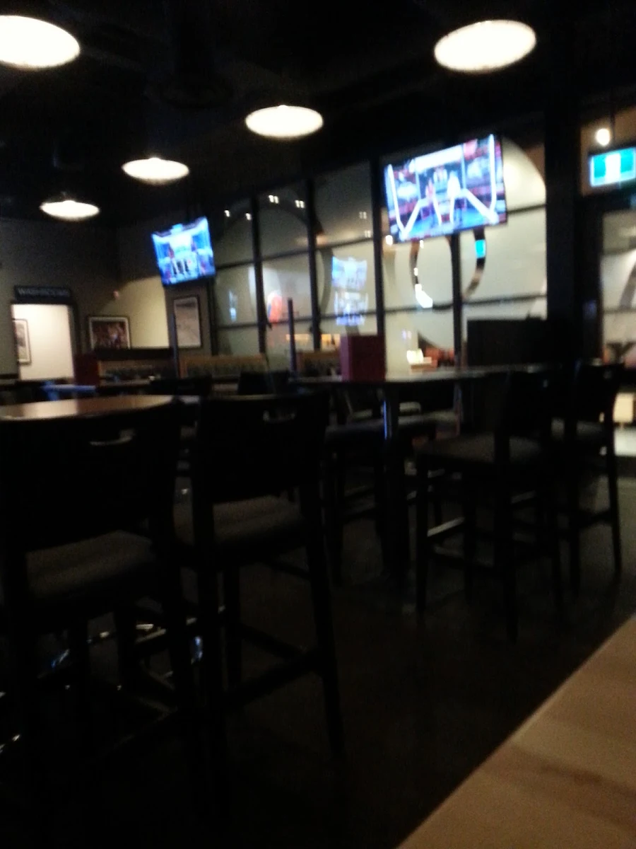 Vibe, Boston Pizza