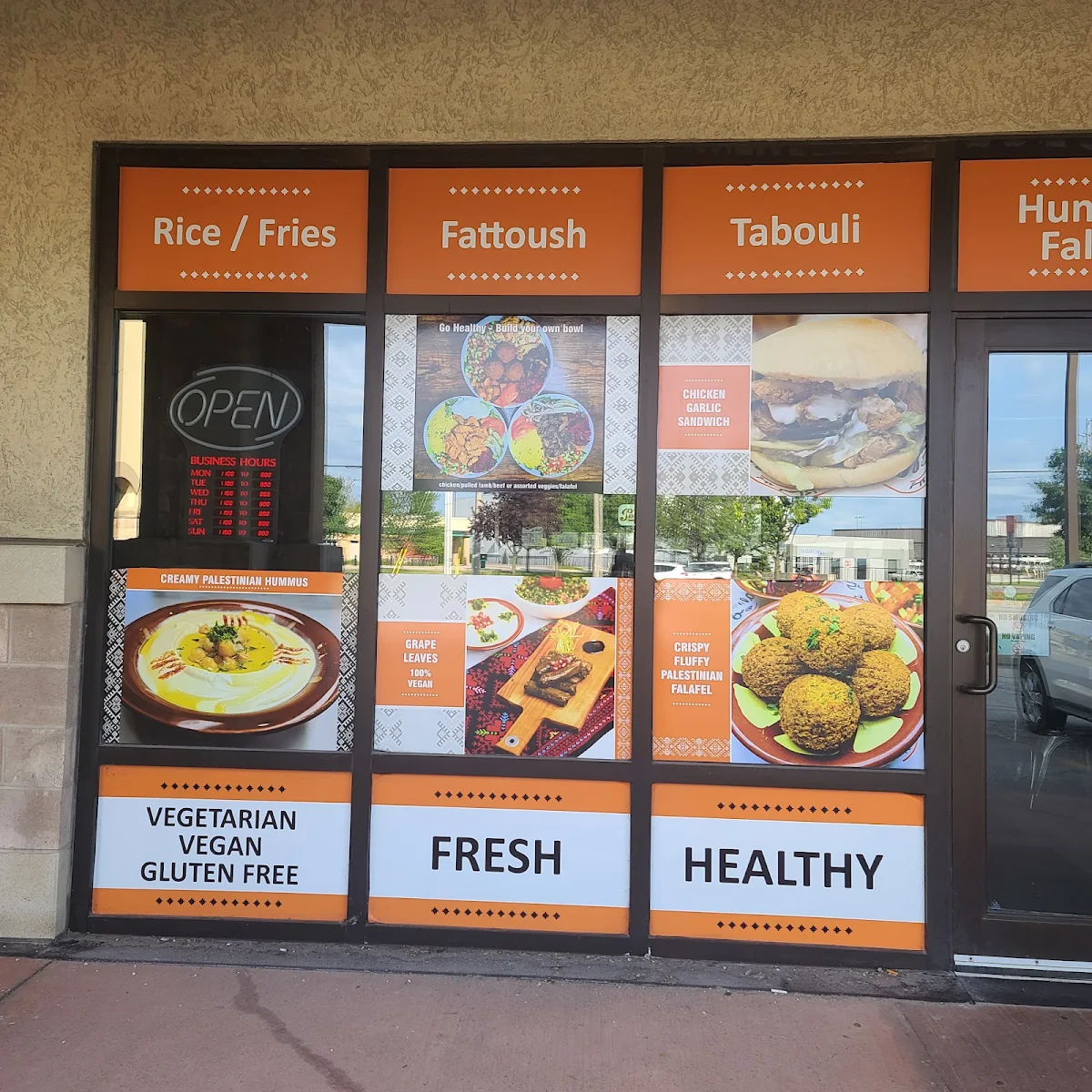 Menu, Yalla Nakol