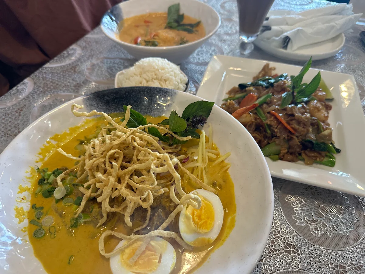 Food & drink, Grand Thai House