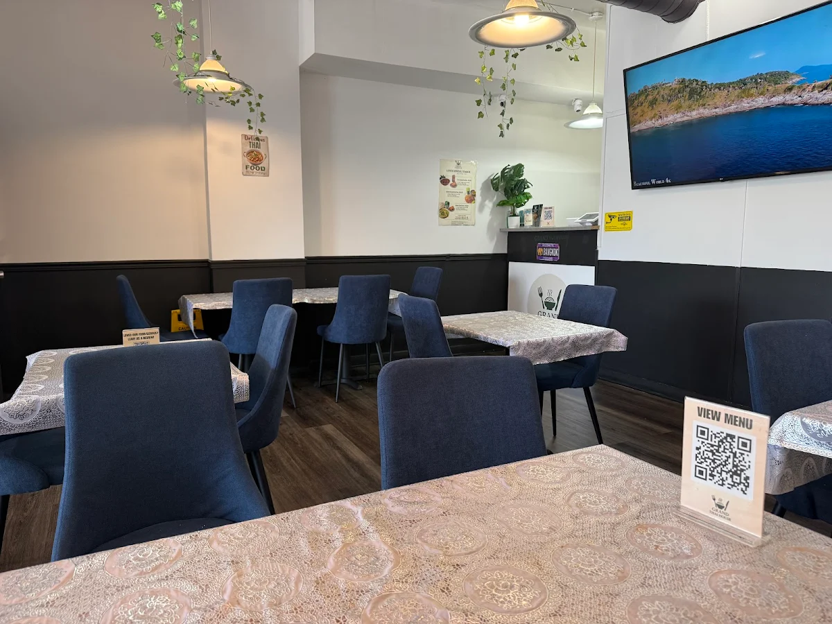 Vibe, Grand Thai House