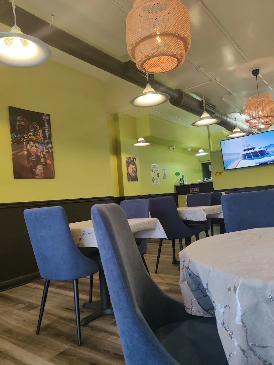 Vibe, Grand Thai House