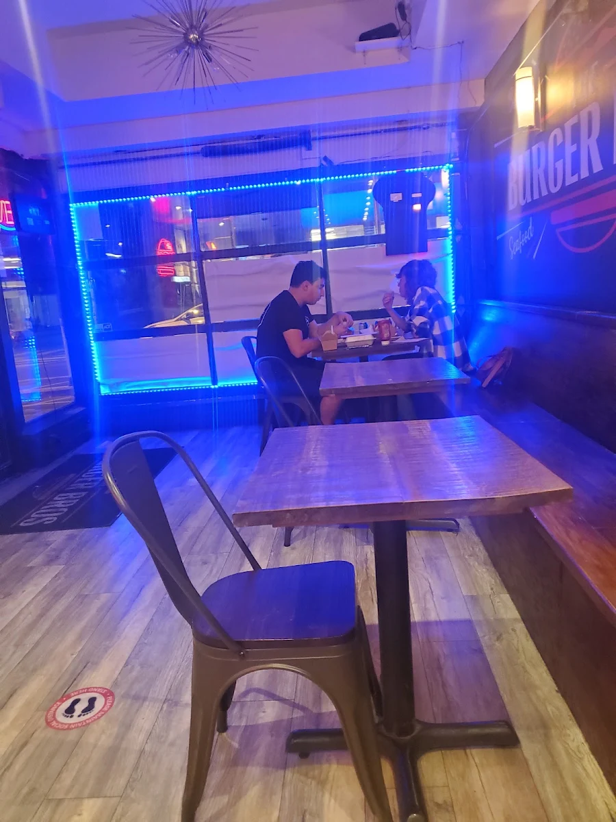 Vibe, The Burger Bros (BLOOR)