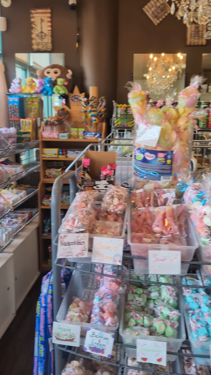 Vibe, Waterfront Confections