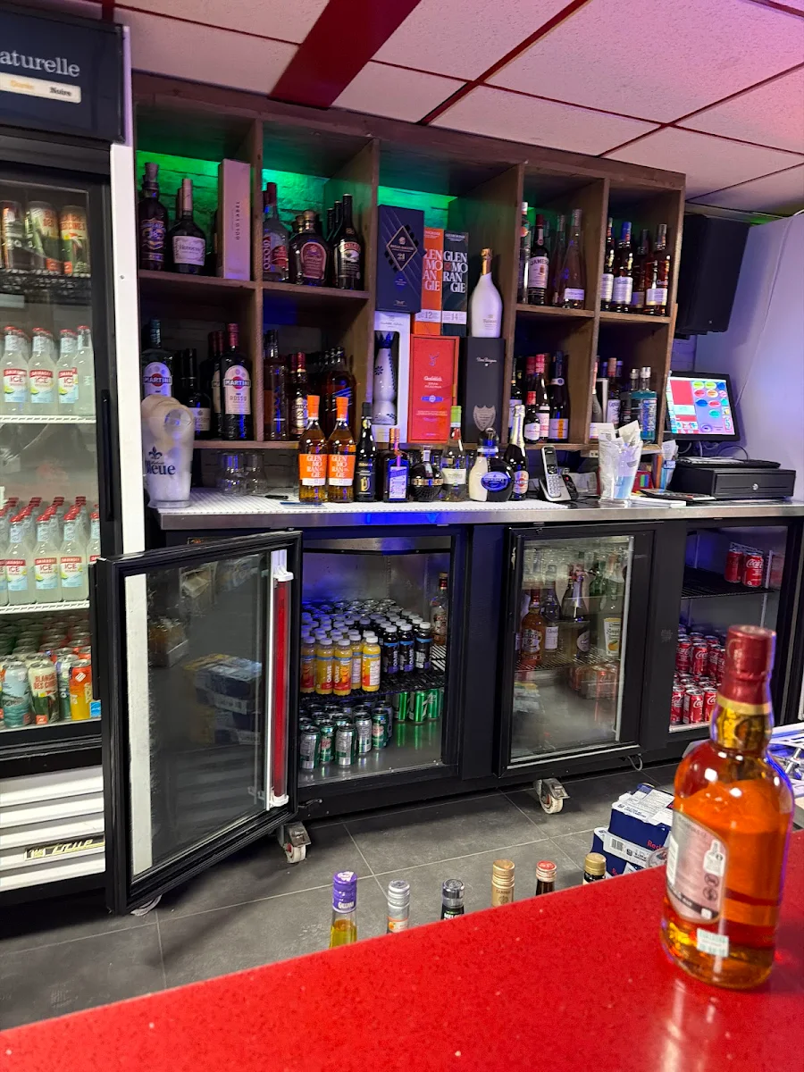 Vibe, KTIOS LOUNGE inc