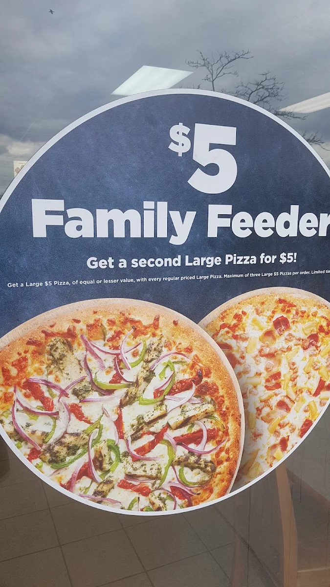 Menu, Pizza Pizza