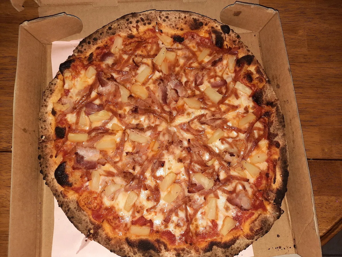 Food & drink, Zaza's Pizzeria Inc
