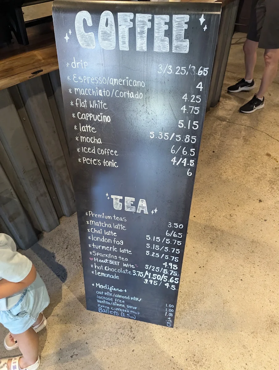 Menu, Metropolis Mercantile + Café
