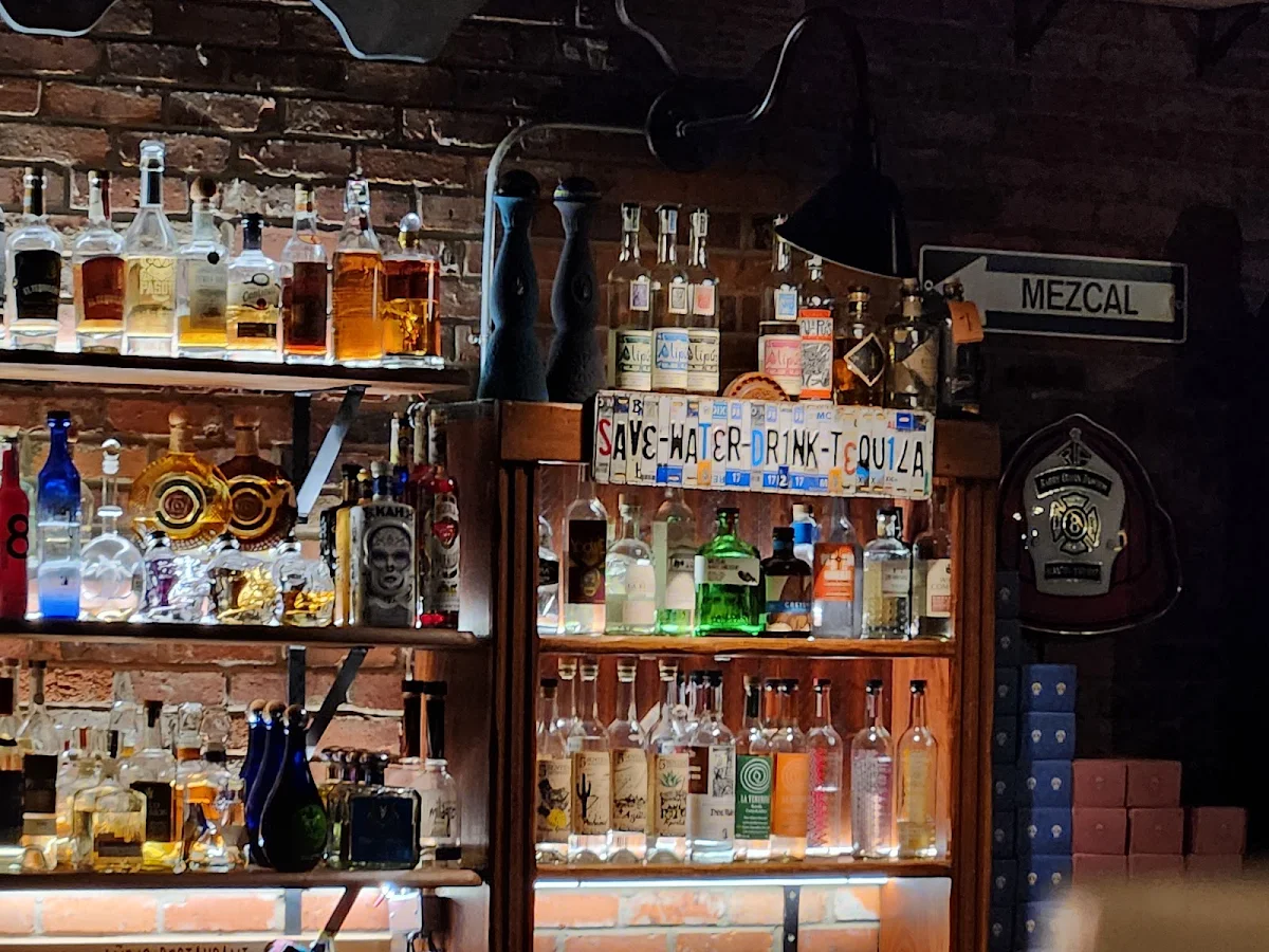 Vibe, Añejo Restaurant
