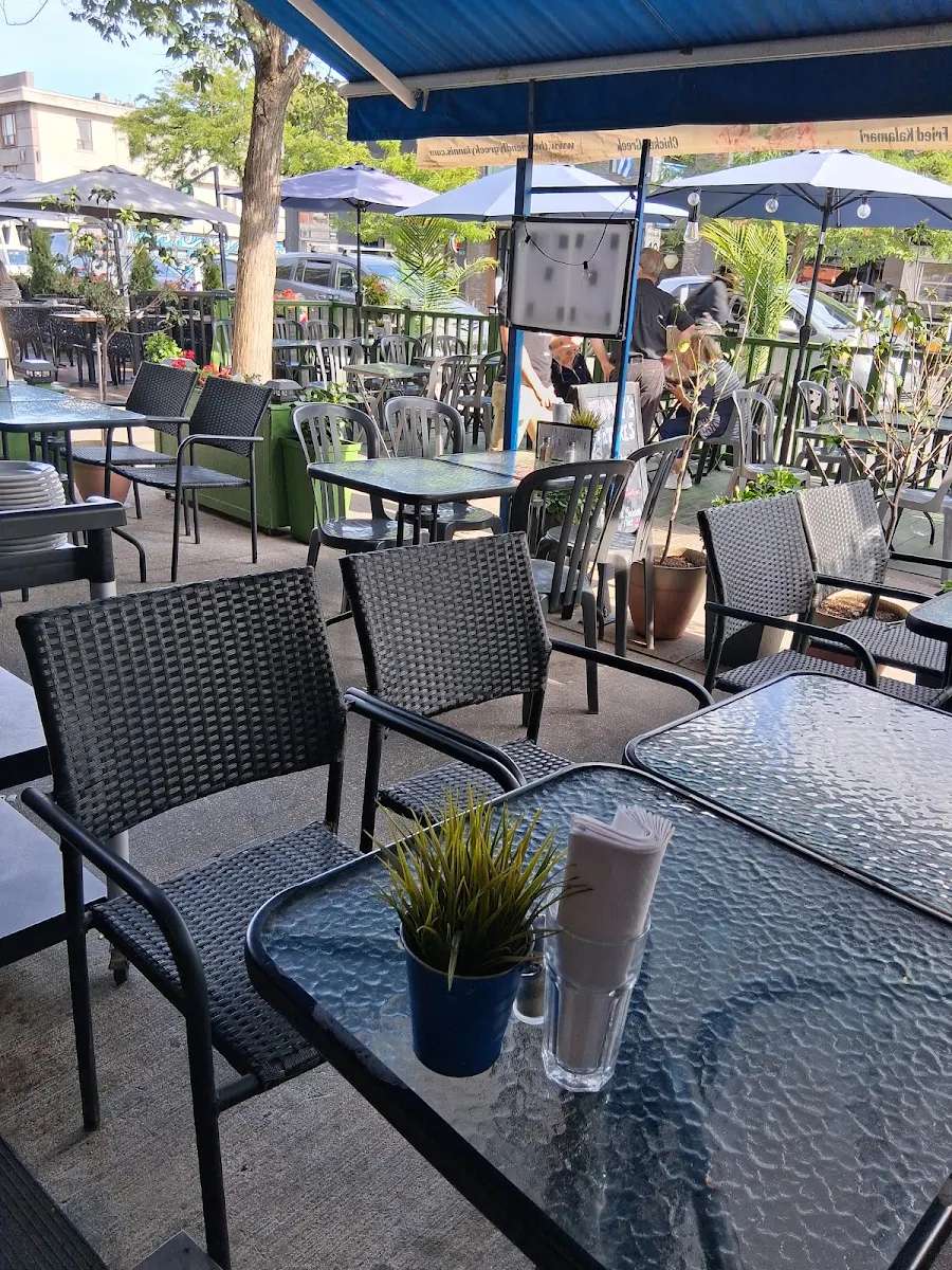 Vibe, The Friendly Greek Mediterranean Grill