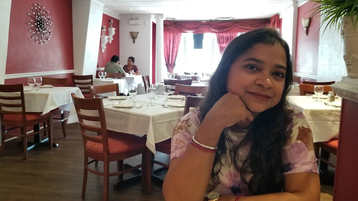 Vibe, Hakka Khazana Restaurant London