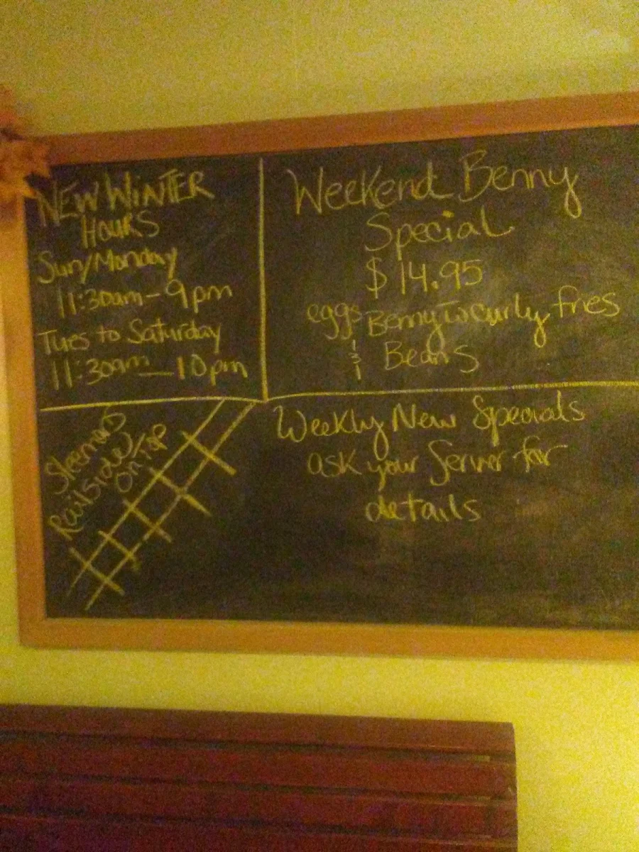 Menu, Swan on the Rideau