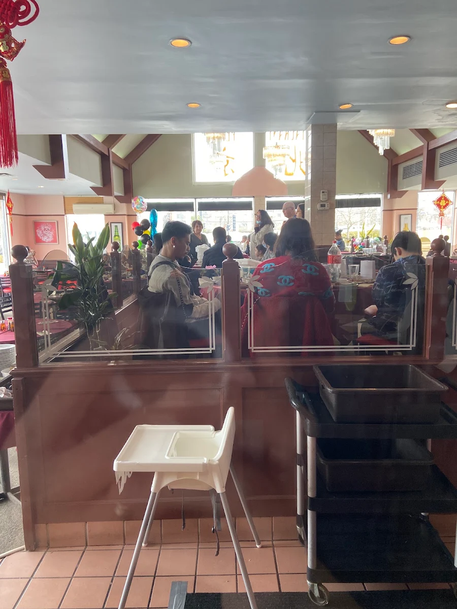 Vibe, Peking Garden Restaurant