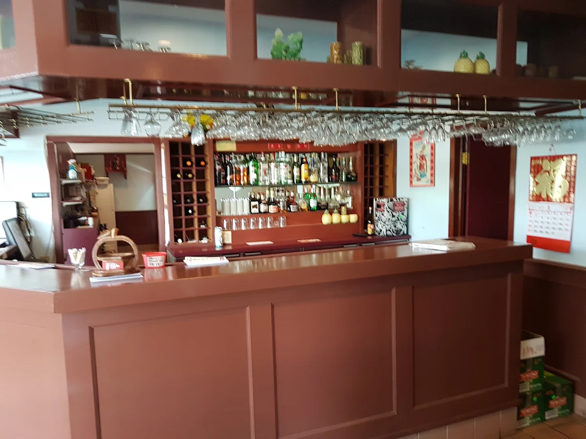Vibe, Peking Garden Restaurant
