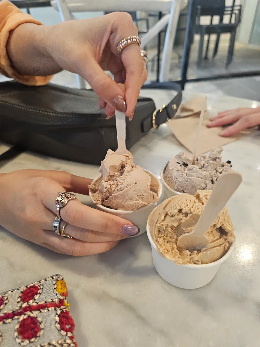Food & drink, Tre Galli Gelato Caffè