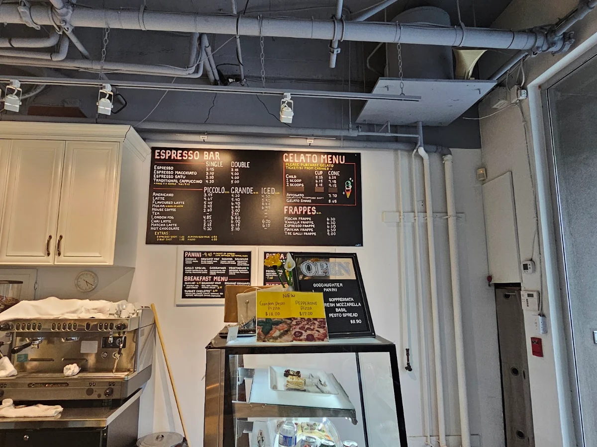 Vibe, Tre Galli Gelato Caffè
