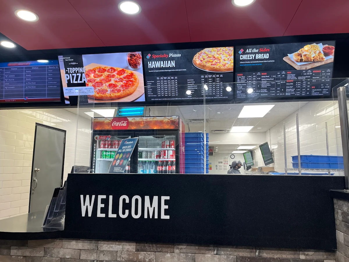 Menu, Domino's Pizza