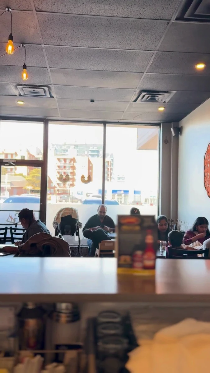 Vibe, Milanu's Tandoori Grill