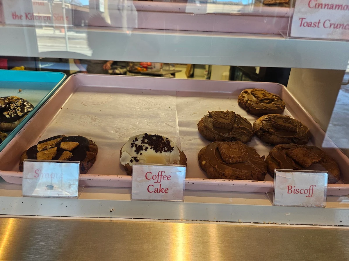 Vibe, Sugar Mama Bakery