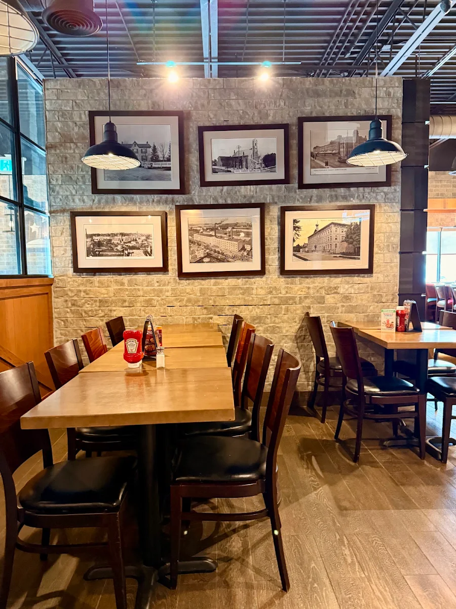 Vibe, Swiss Chalet