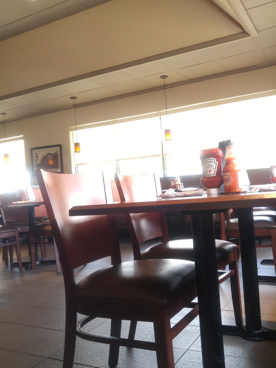 Vibe, Swiss Chalet