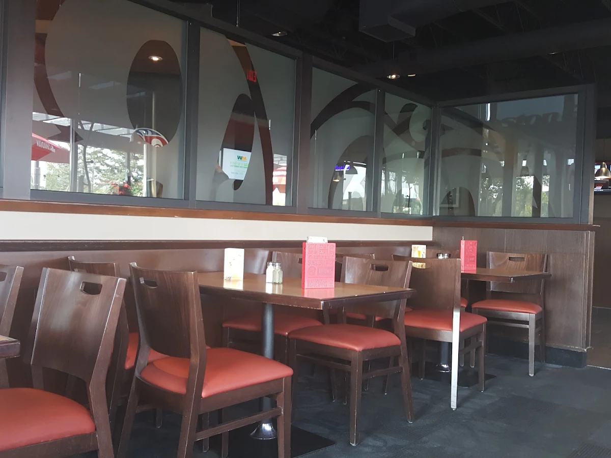 Vibe, Boston Pizza