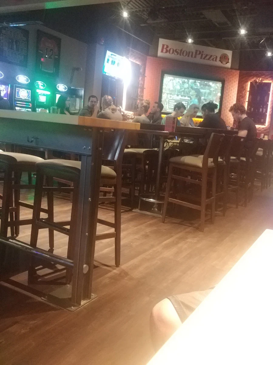 Vibe, Boston Pizza