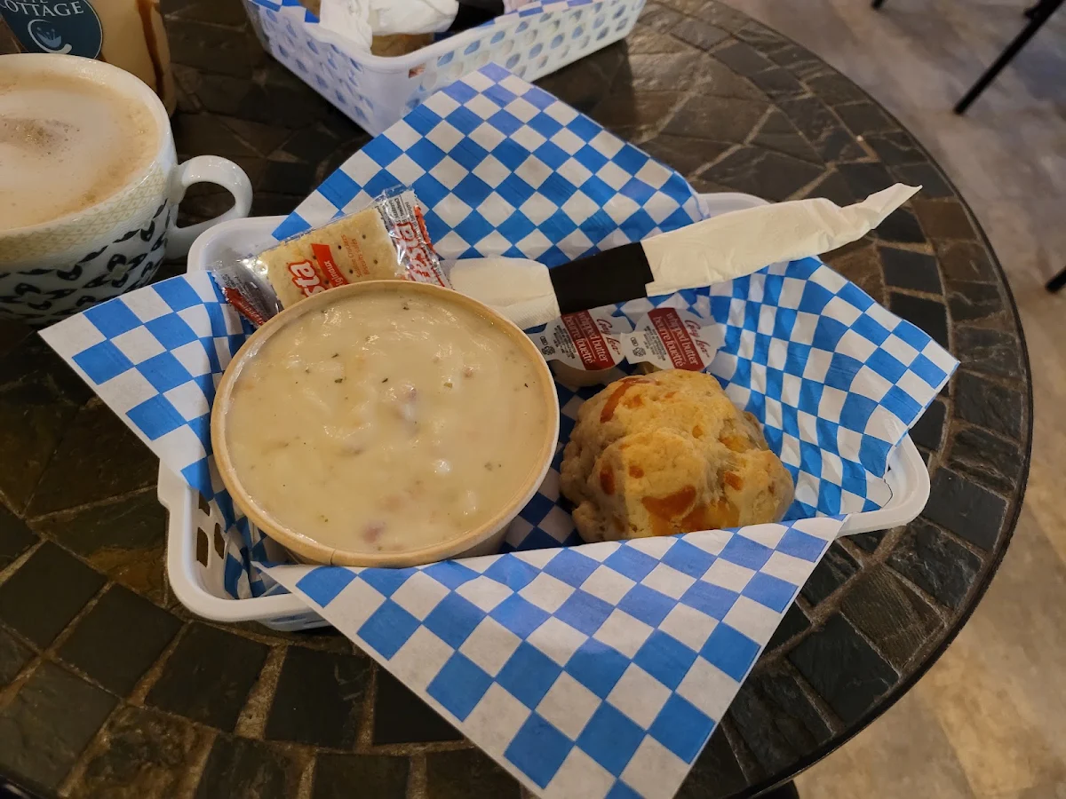 Food & drink, The Cottage Petrolia
