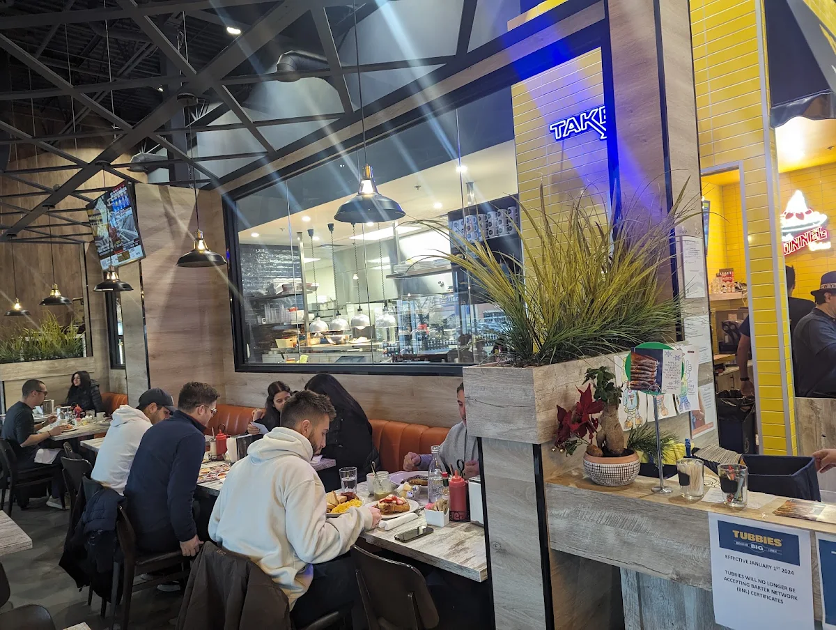 Vibe, Tubbies Big Breakfast Lunch & Dairy Bar - Vaughan