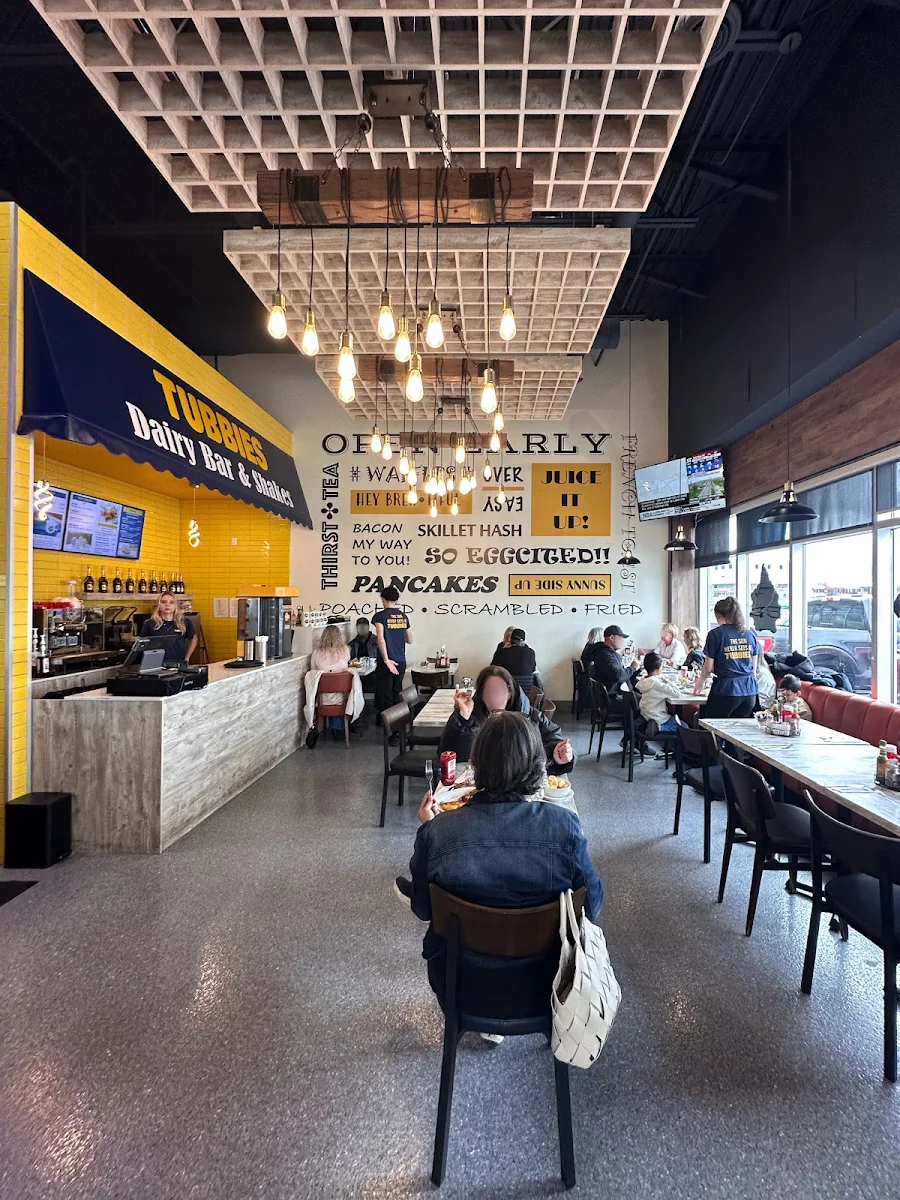 Vibe, Tubbies Big Breakfast Lunch & Dairy Bar - Vaughan