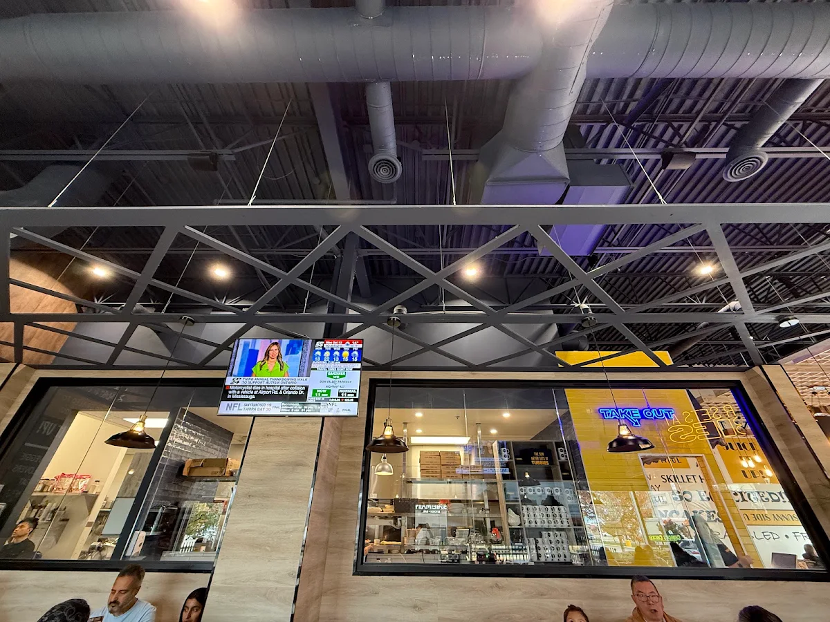 Vibe, Tubbies Big Breakfast Lunch & Dairy Bar - Vaughan