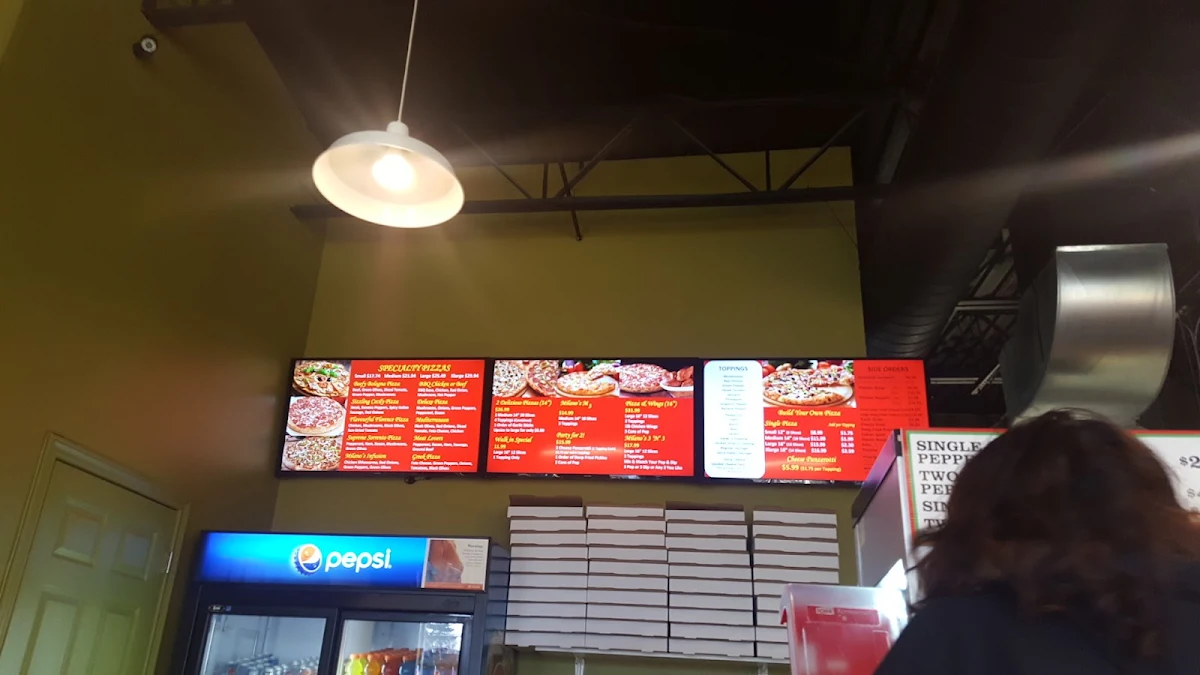 Menu, Milano Pizza & Wings