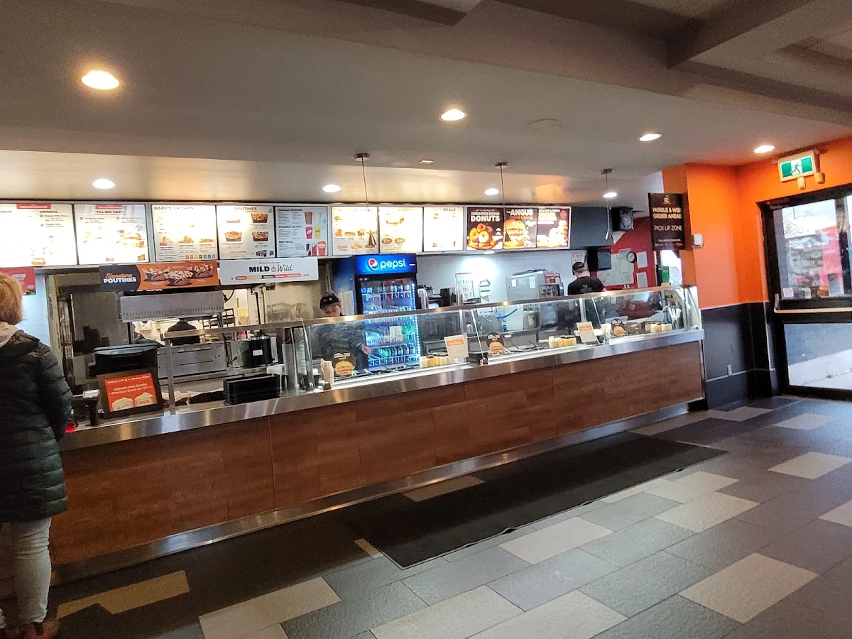Vibe, Harvey's