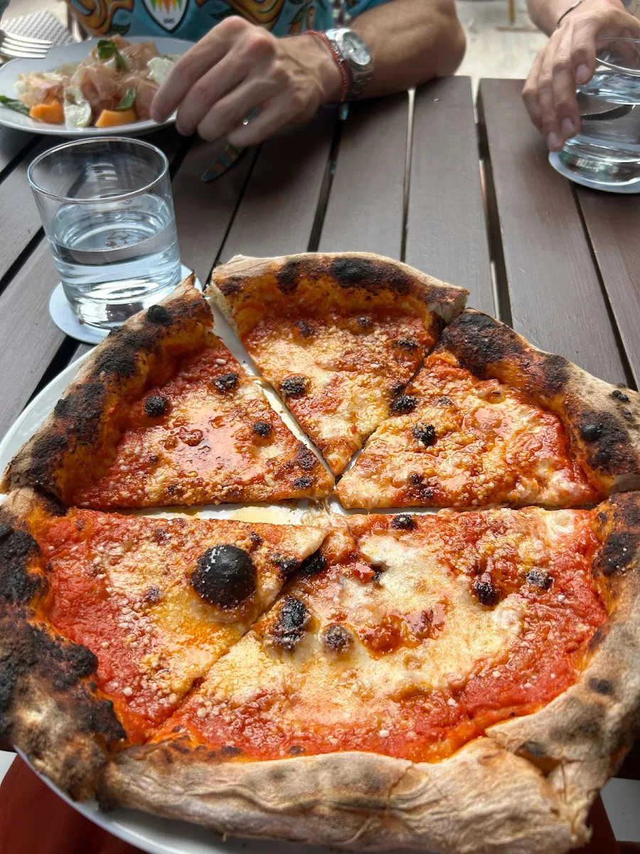 Food & drink, Bar Romy