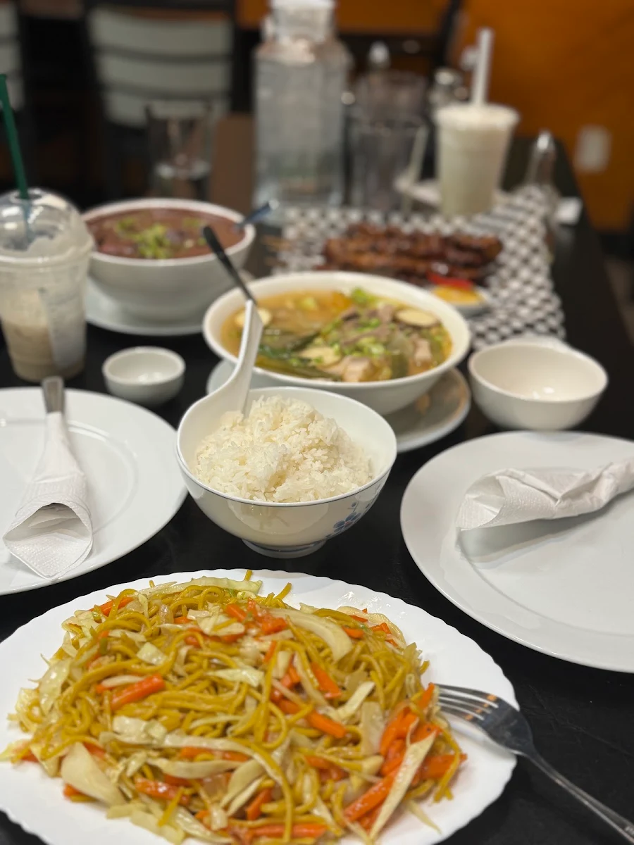 Food & drink, Giga's Pinoy Carinderia