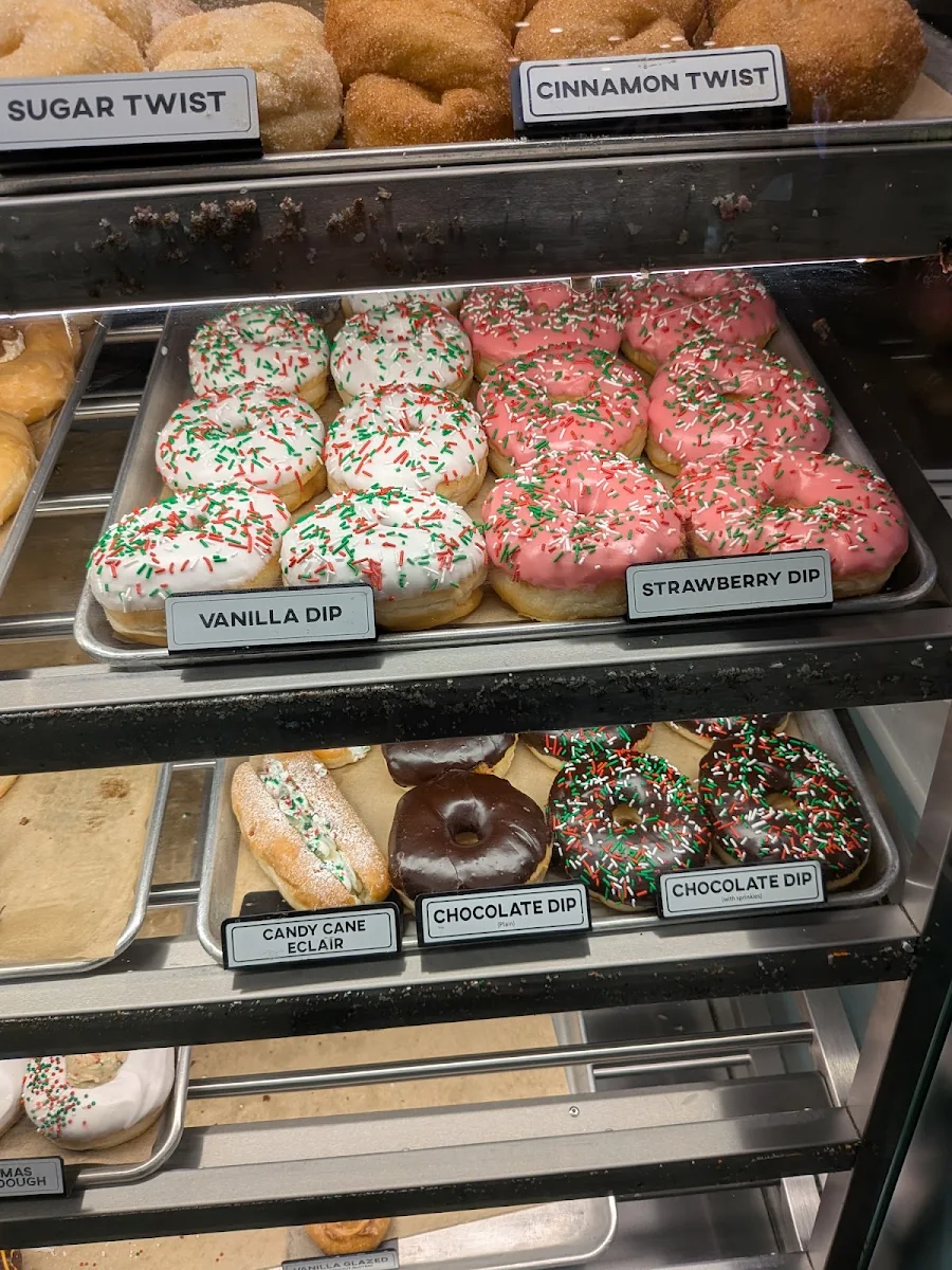 Vibe, Mmm Donuts • Café & Bakery
