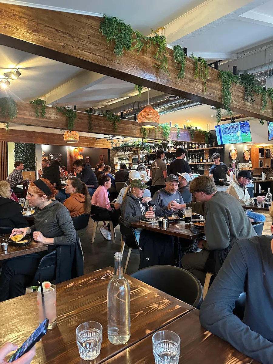 Vibe, The Local - Eatery & Bar