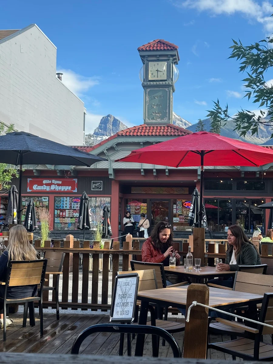 Vibe, The Local - Eatery & Bar