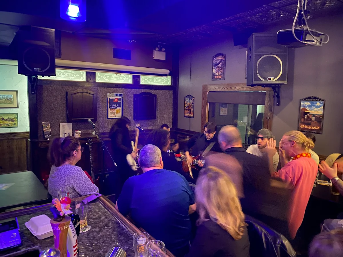 Vibe, Fiddle And Firkin