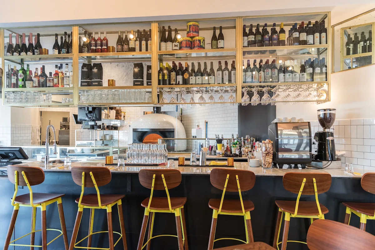 Vibe, Pizzéria NO.900