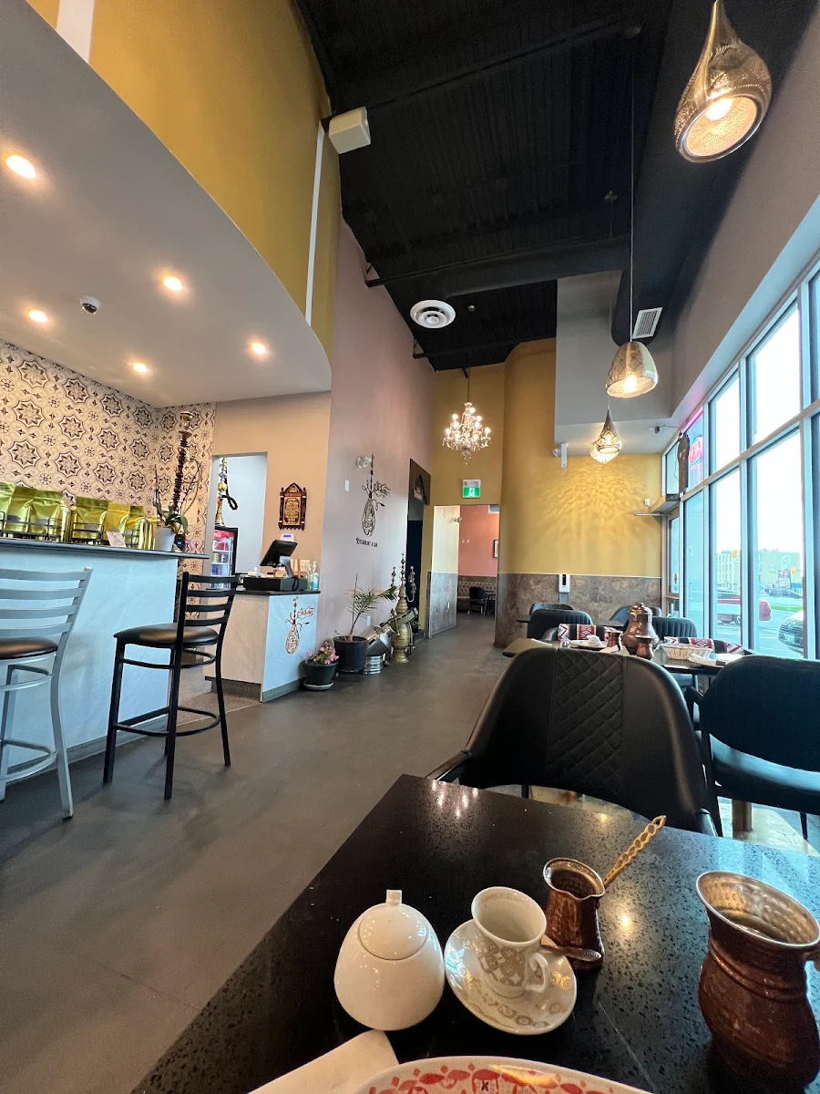 Vibe, Al Basha Restaurant & Cafe