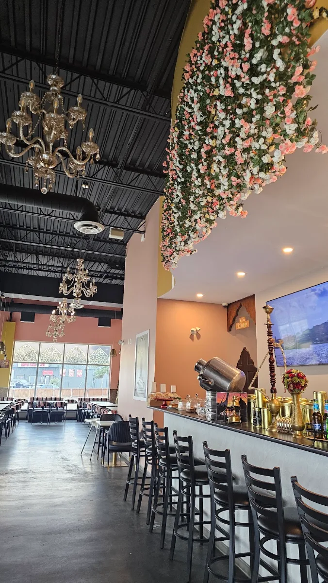 Vibe, Al Basha Restaurant & Cafe