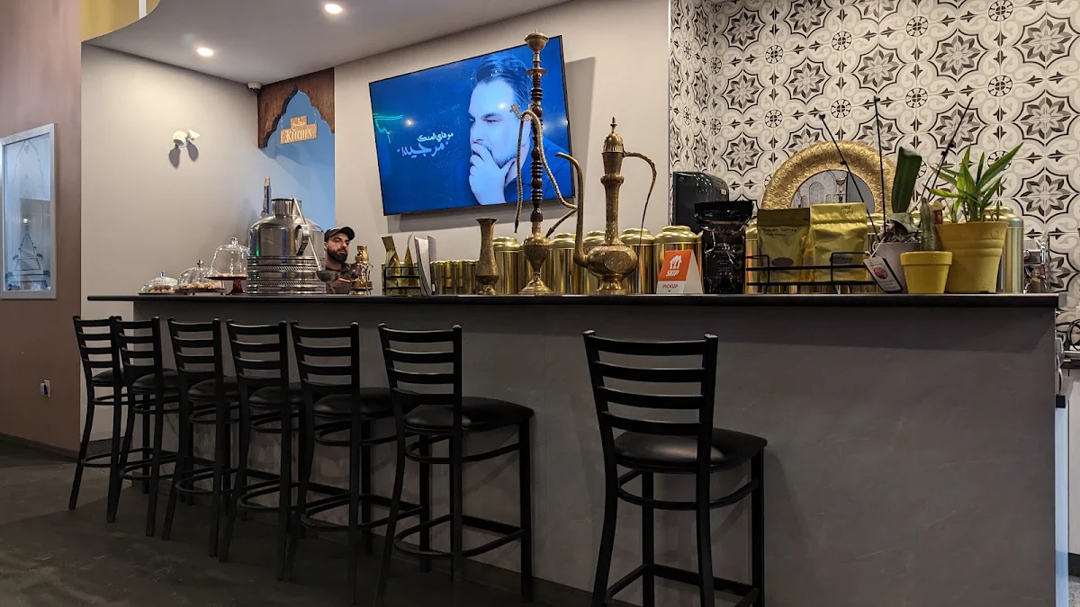 Vibe, Al Basha Restaurant & Cafe
