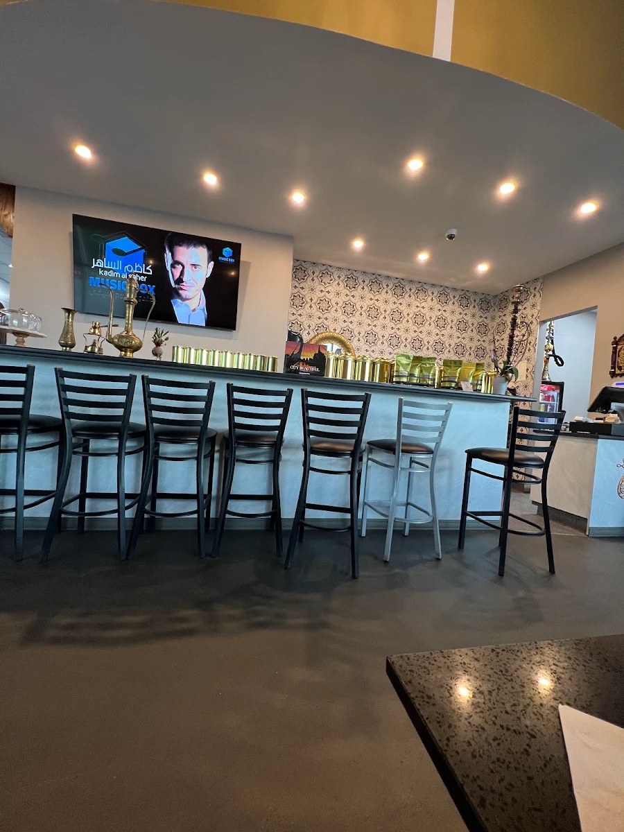 Vibe, Al Basha Restaurant & Cafe