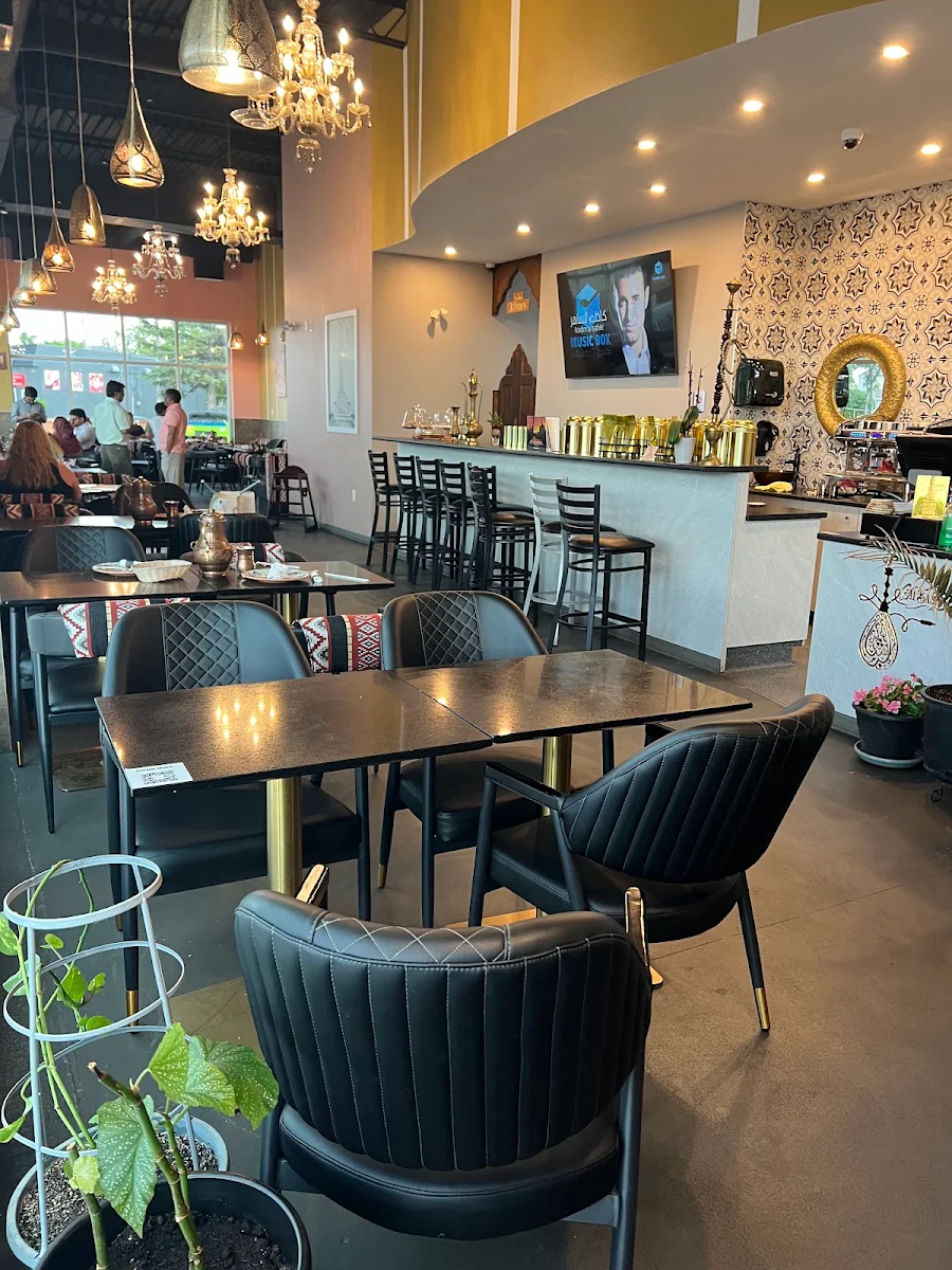 Vibe, Al Basha Restaurant & Cafe