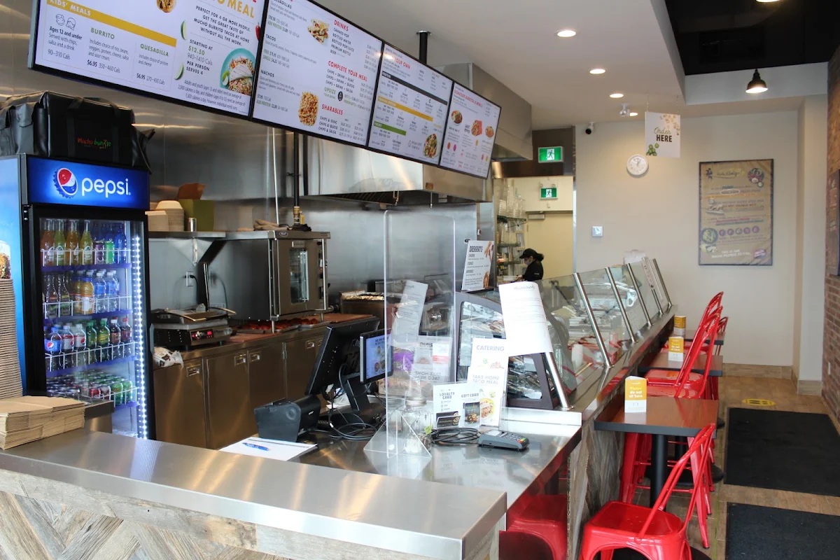 Vibe, Mucho Burrito Fresh Mexican Grill