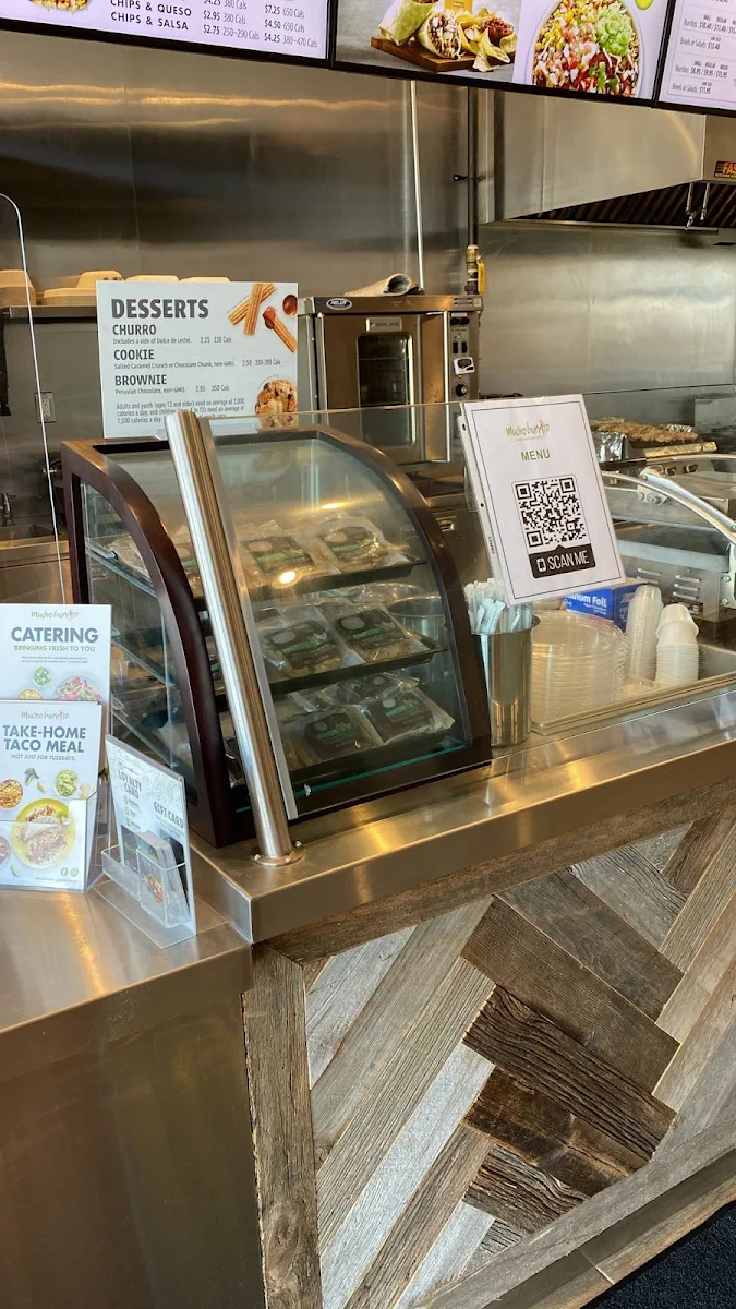 Vibe, Mucho Burrito Fresh Mexican Grill