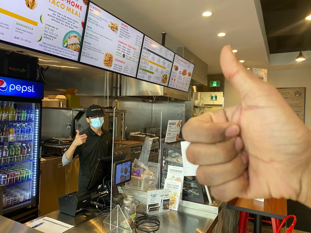 Vibe, Mucho Burrito Fresh Mexican Grill
