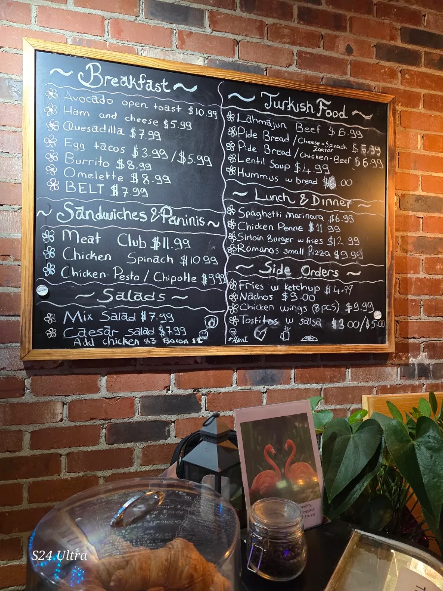 Menu, Flamingo Cafe